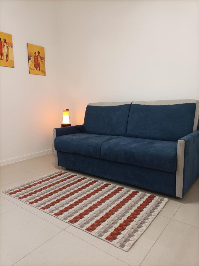 Amendolaroom Bari Bagian luar foto